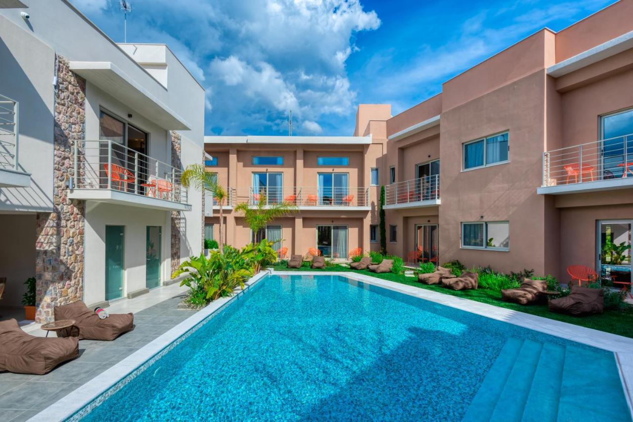 Saronis Suites Saronida Exterior photo