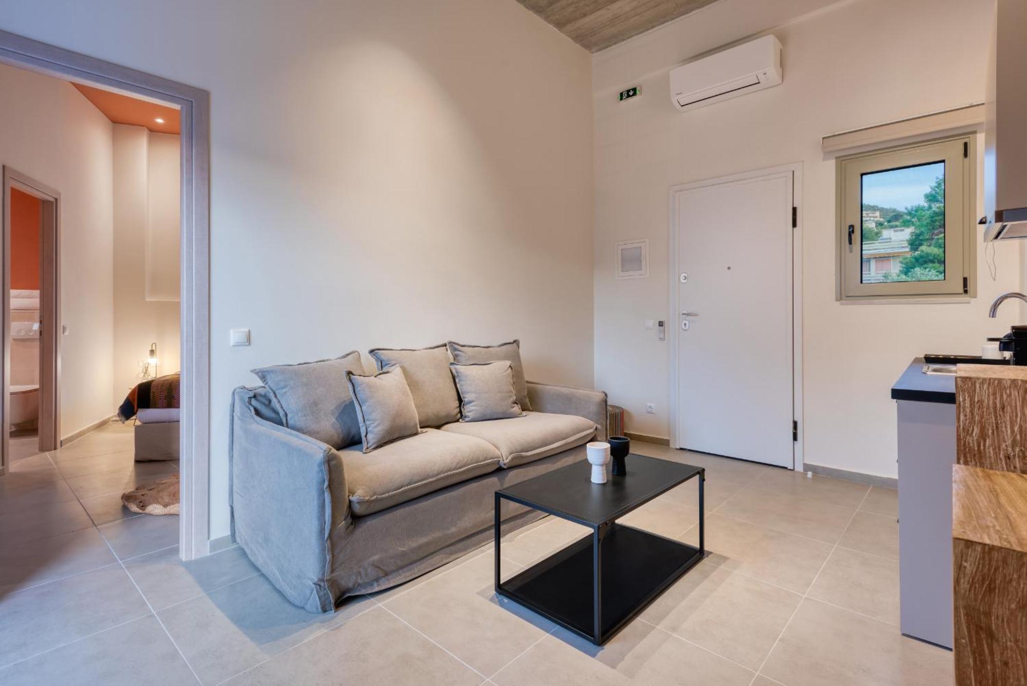 Saronis Suites Saronida Exterior photo